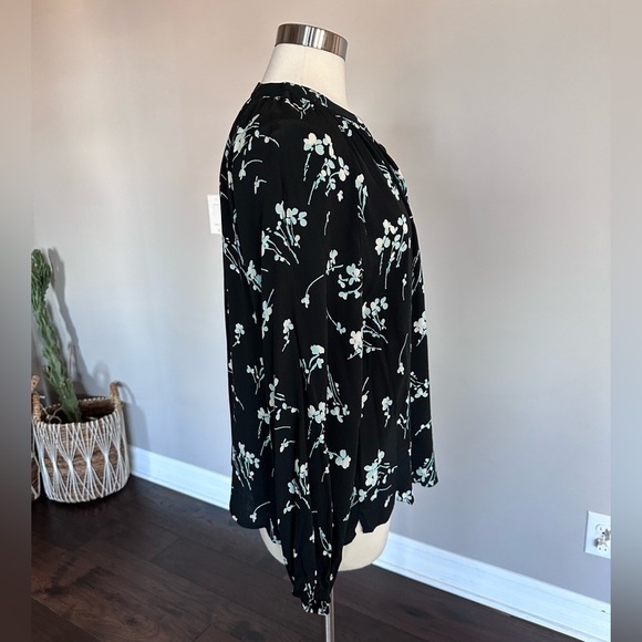 NWTs J Crew Reimagined Long-sleeve floral drapey popover/button up shirt/blouse - Picture 6 of 16